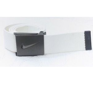 Nike Accessories - Nike Tech Essentials Belt Nike Accessories - Nike Tech Essentials Belt